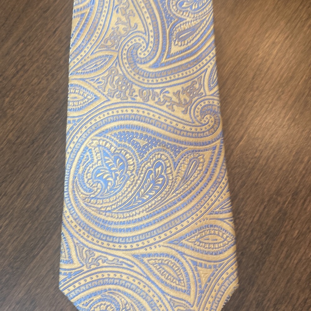 Michael Kors tie - Picture 2 of 3